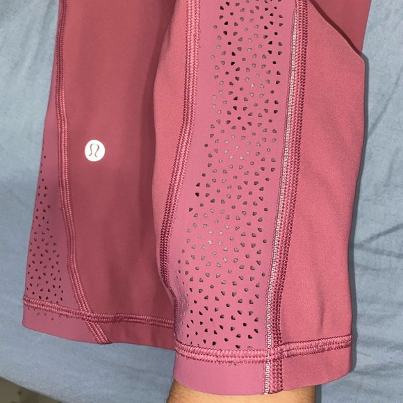 Lululemon Light Pink Crop Leggings with Pockets - Picture 5 of 5